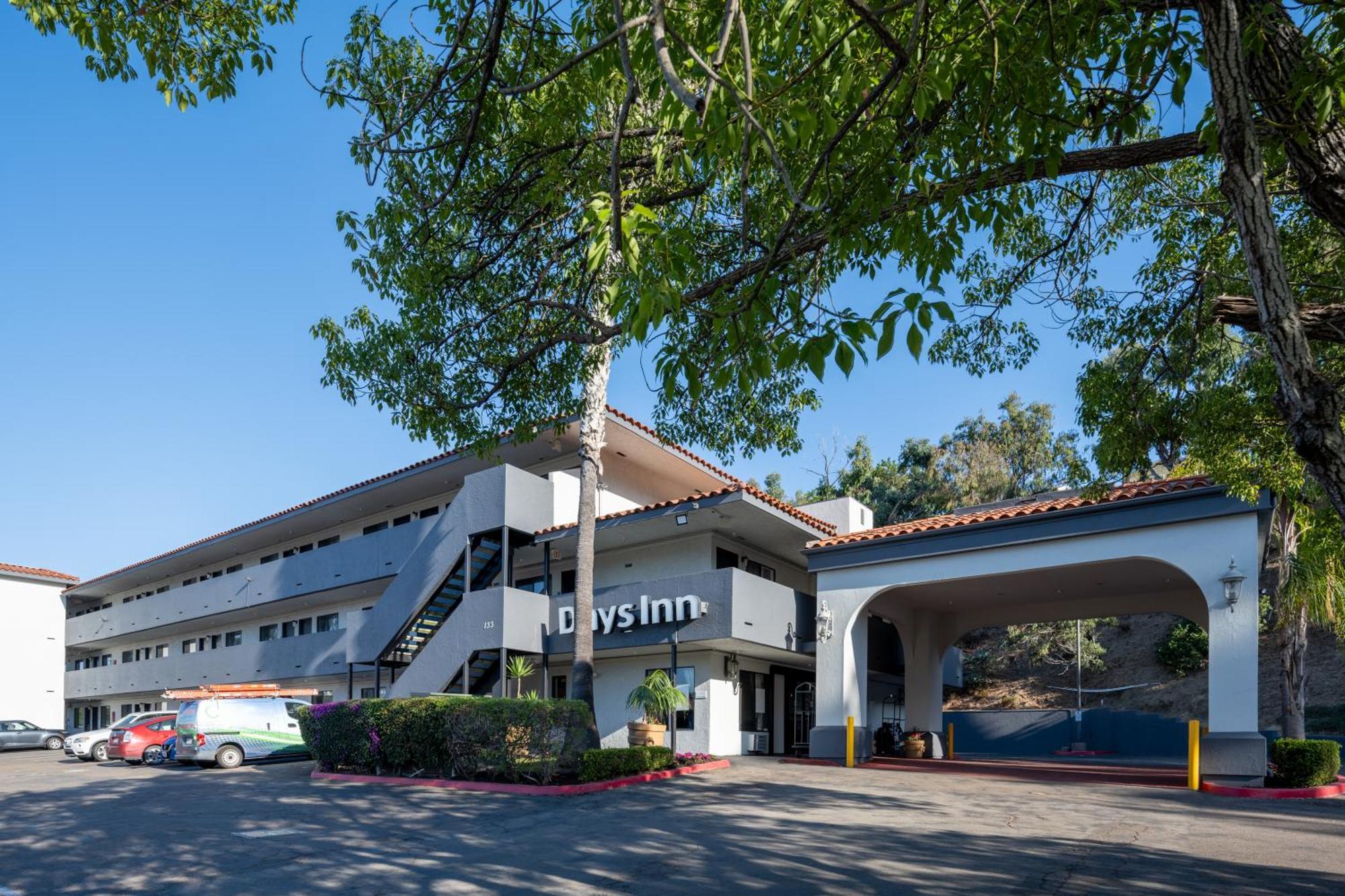 Days Inn By Wyndham Encinitas Moonlight Beach Exterior foto